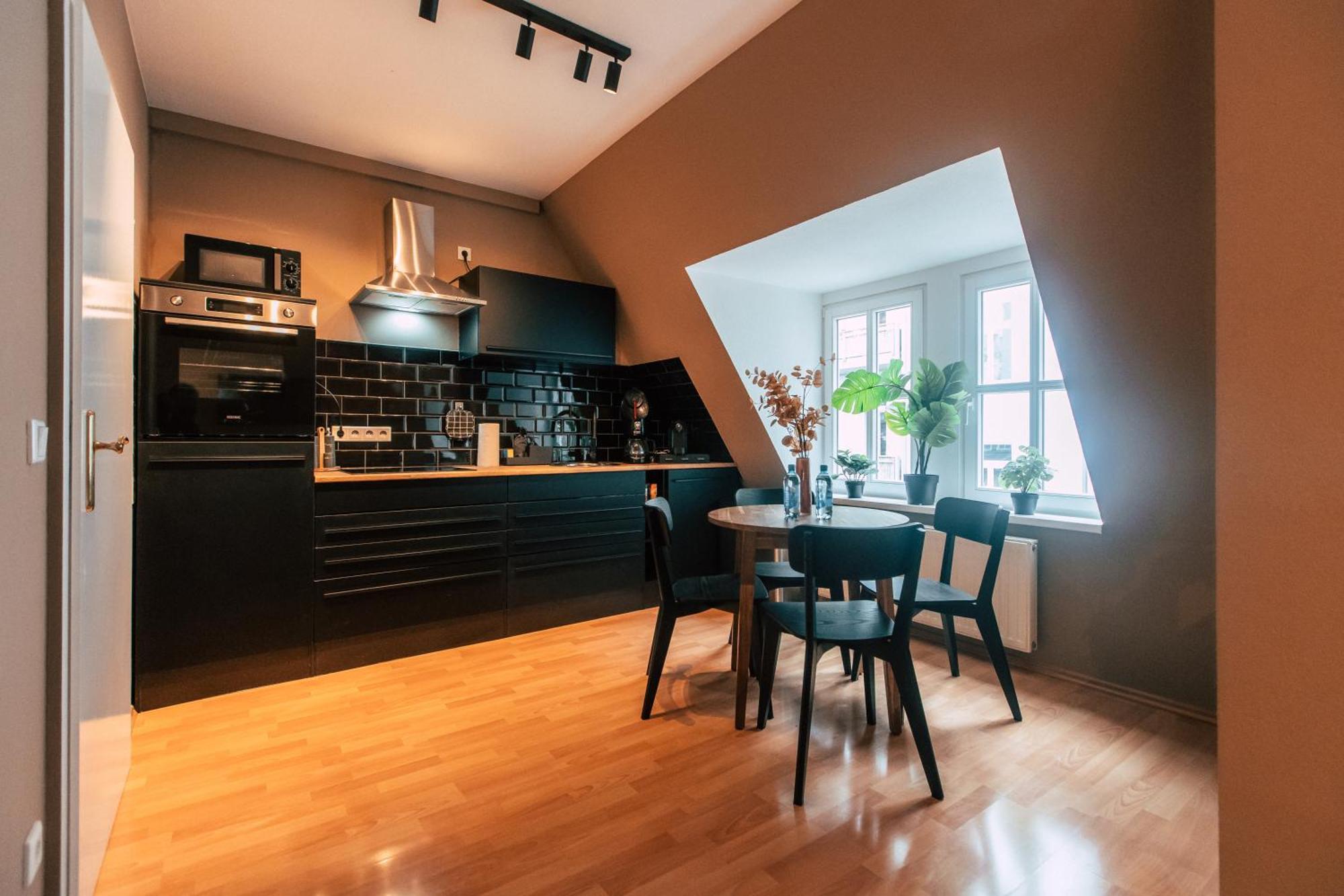 Luga Homes - Chausseehaus Apartment