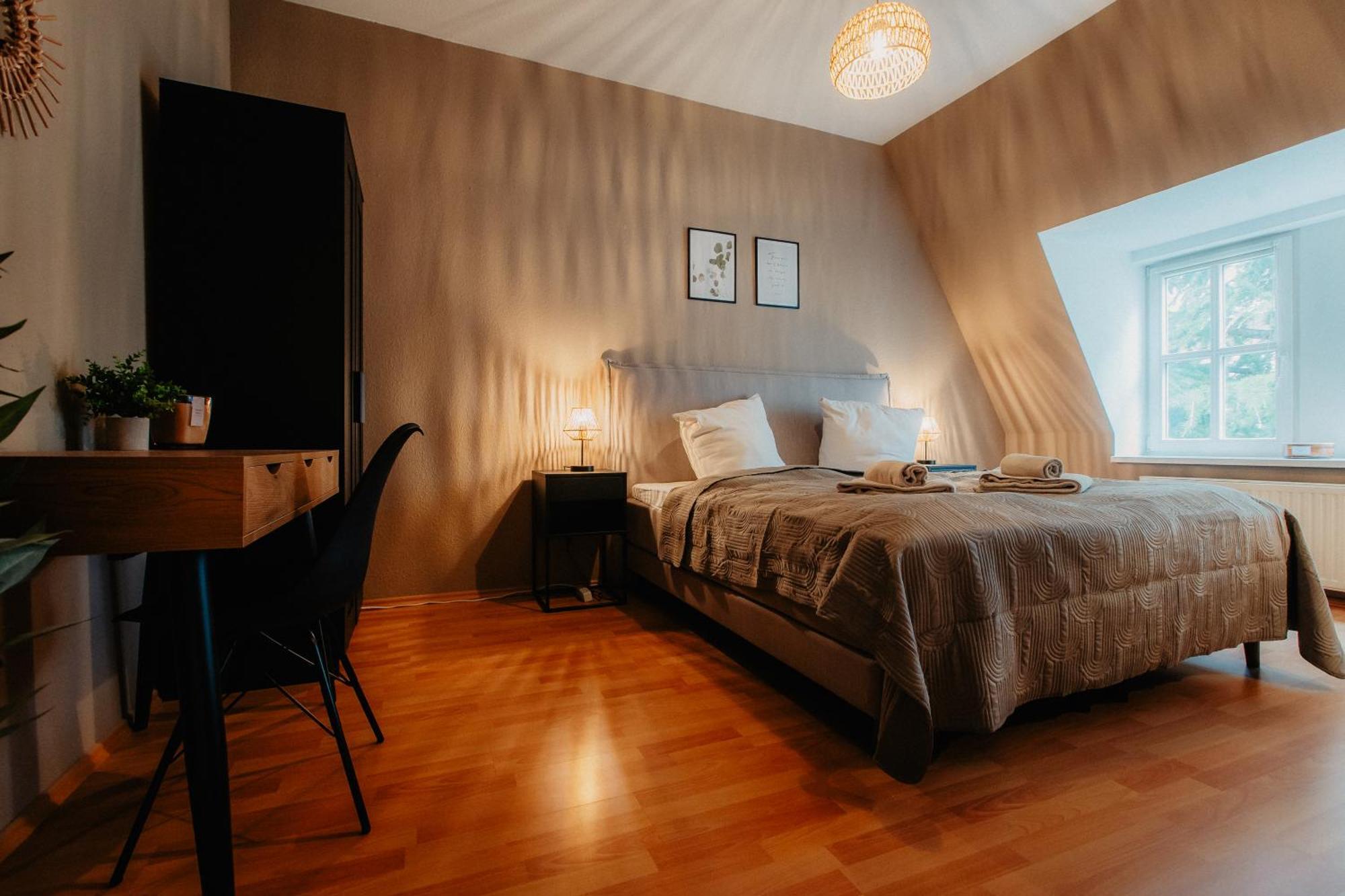 Luga Homes - Chausseehaus Apartment *